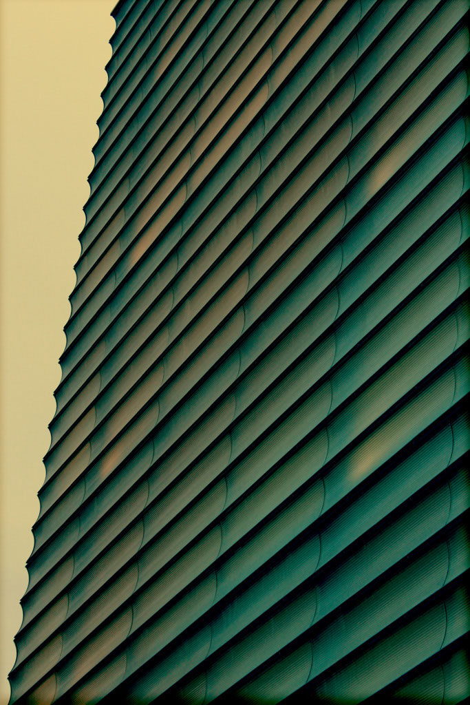 056